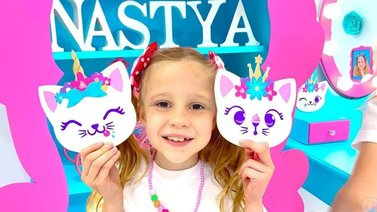 Una niña de siete años ingresa a la lista de youtubers más ricos
