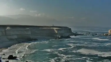 Chile evacúa costa de siete regiones e Isla de Pascua por erupción en Tonga Chile evacúa costa de siete regiones e Isla de Pascua por erupción en Tonga