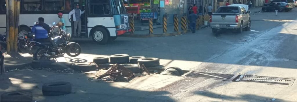 Vecinos de Propatria denuncian caos y anarquía en la zona Vecinos de Propatria denuncian caos y anarquía en la zona
