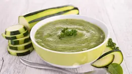 Crema de calabacín para comer fría o caliente