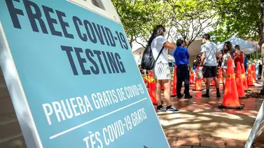 Florida supera récord de casos de COVID con polémica por pruebas caducadas Florida supera récord de casos de COVID con polémica por pruebas caducadas