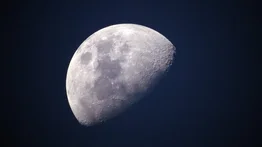 China aprueba construir una base de exploración en el polo sur de la Luna