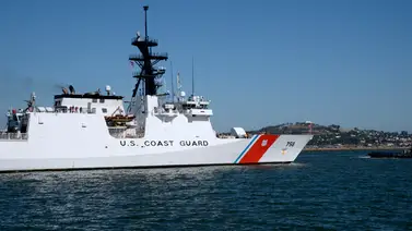 Guardia Costera rescata a 12 migrantes venezolanos cerca de Islas Vírgenes Guardia Costera rescata a 12 migrantes venezolanos cerca de Islas Vírgenes