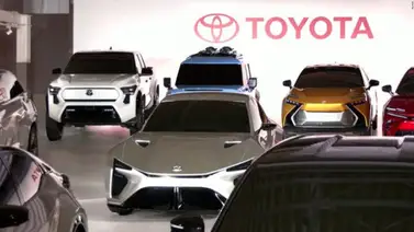 Toyota se convierte por primera vez en líder de ventas de autos en EEUU Toyota se convierte por primera vez en líder de ventas de autos en EEUU