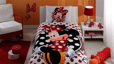 Edredón para embellecer el cuarto de la niña