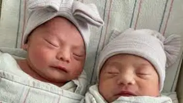 Gemelos nacen en EEUU entre 2021 y 2022 (+Fotos) Gemelos nacen en EEUU entre 2021 y 2022 (+Fotos)