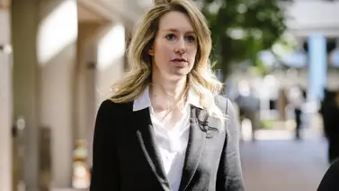 Hallan culpable de fraude a emprendedora de Silicon Valley Elizabeth Holmes Hallan culpable de fraude a emprendedora de Silicon Valley Elizabeth Holmes