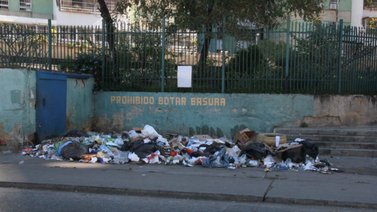 Caracas arranca el 2022 con basura en las calles
