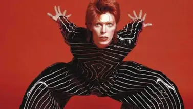 Warner Music compra el catálogo de canciones de David Bowie Warner Music compra el catálogo de canciones de David Bowie