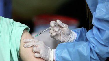 El 71% de los jóvenes en Panamá tiene dos dosis anticovid