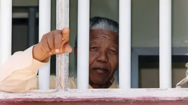 Subastan la llave de la celda de Nelson Mandela por 1,3 millones Subastan la llave de la celda de Nelson Mandela por 1,3 millones