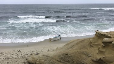 Mueren 11 migrantes en el naufragio de un velero en Grecia