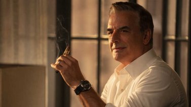 Una quinta mujer acusa al actor Chris Noth de abuso sexual