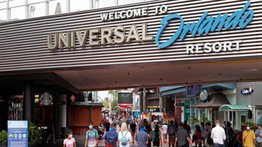 Universal Orlando restablece uso de mascarillas por COVID
