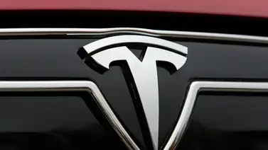 Explota su Tesla para no pagar más de 20 mil dólares por la reparación (+Video) Explota su Tesla para no pagar más de 20 mil dólares por la reparación (+Video)
