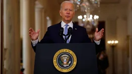 Biden llama a la unidad y a dejar atrás el miedo después del 11-S