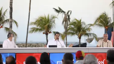 Maduro afirma reunión con "alguien de la CIA" recientemente Maduro afirma reunión con "alguien de la CIA" recientemente