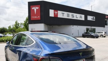 Seis mujeres demandan a Tesla por su "cultura" de acoso sexual