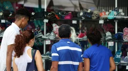 Ciudadanos prefieren comprar en el Centro de Caracas