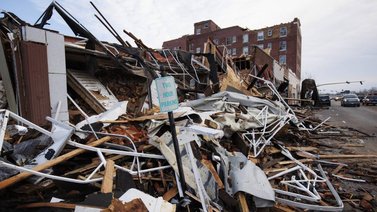 Biden declara emergencia en Kentucky para acelerar ayudas tras el tornado