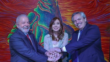 Cristina Fernández expresa su deseo de que Lula vuelva a ser presidente