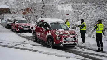 El Temporal de nieve deja alrededor de 60 carreteras y puertos afectados El Temporal de nieve deja alrededor de 60 carreteras y puertos afectados