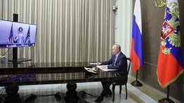 Putin dice a Biden que OTAN es responsable de tensión en Ucrania