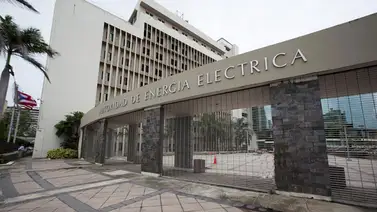 Tirotean a edificio de empresa del sistema eléctrico en Puerto Rico Tirotean a edificio de empresa del sistema eléctrico en Puerto Rico