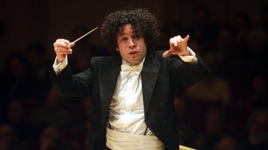 Director Gustavo Dudamel es el cumpleañero este 26 de enero