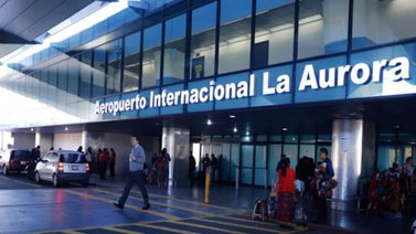 Guatemala reconoce fallo de seguridad por polizón escondido en avión