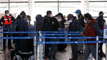 Chile prohíbe el ingreso de extranjeros de 7 países de África por ómicron