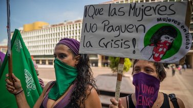 Mujeres protestan para rechazar la violencia machista en Venezuela