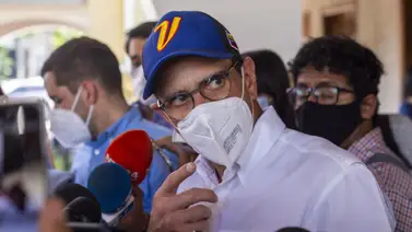 Capriles celebra resultado de oposición en elecciones del domingo Capriles celebra resultado de oposición en elecciones del domingo