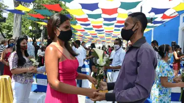 Realizan matrimonio colectivo con 80 parejas en Carabobo Realizan matrimonio colectivo con 80 parejas en Carabobo