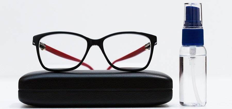 Cómo limpiar los lentes de manera correcta Cómo limpiar los lentes de manera correcta