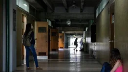 Más de un millón de venezolanos dejaron sus estudios desde 2018, según informe de la UCAB