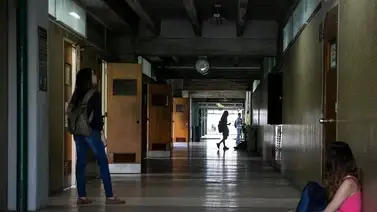 Más de un millón de venezolanos dejaron sus estudios desde 2018, según informe de la UCAB Más de un millón de venezolanos dejaron sus estudios desde 2018, según informe de la UCAB