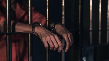 Condenan a 12 años de prisión a un hombre por abusar y robar a una mujer en Ureña