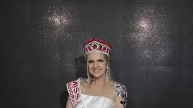 Venezolana se alzó con la corona en el Festival Mundial de la Belleza Venezolana se alzó con la corona en el Festival Mundial de la Belleza