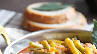 Carne guisada con vainitas Carne guisada con vainitas