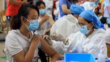 China vacuna al 75% de su población con la pauta completa