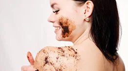 Borra del café, tu aliada para lucir bella