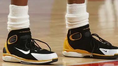 Subastarán joyas de la realeza y zapatos de Kobe Bryant en Suiza Subastarán joyas de la realeza y zapatos de Kobe Bryant en Suiza