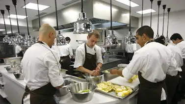 Conoce las consecuencias de estar de pie por horas Conoce las consecuencias de estar de pie por horas