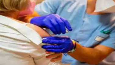 Buenos Aires comienza la aplicación de terceras dosis en mayores de 50 años Buenos Aires comienza la aplicación de terceras dosis en mayores de 50 años