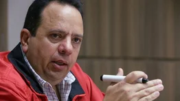 Ministro Rodolfo Marco Torres dialoga con hidrológicas y UTTA