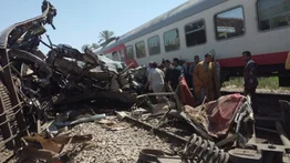 Colisión de trenes al sur de Inglaterra deja varios heridos