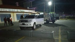 Funcionario muere mientras sostenía relaciones sexuales dentro de una camioneta