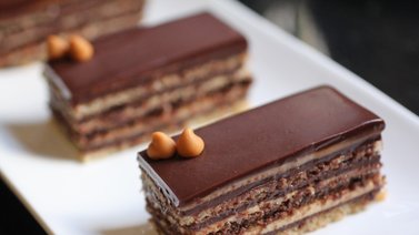 Torta ópera, un clásico de la pastelería mundial