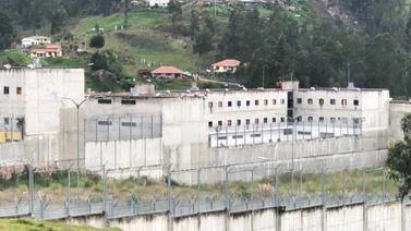 Investigan posible suicidio de 7 reos en cárcel de Ecuador